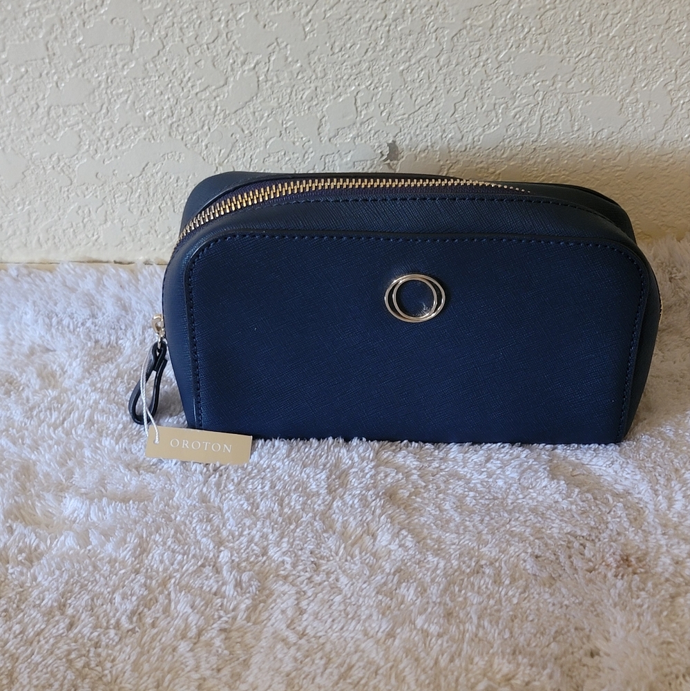Oroton Navy Blue Women's Beauty Case Bag. NWT.